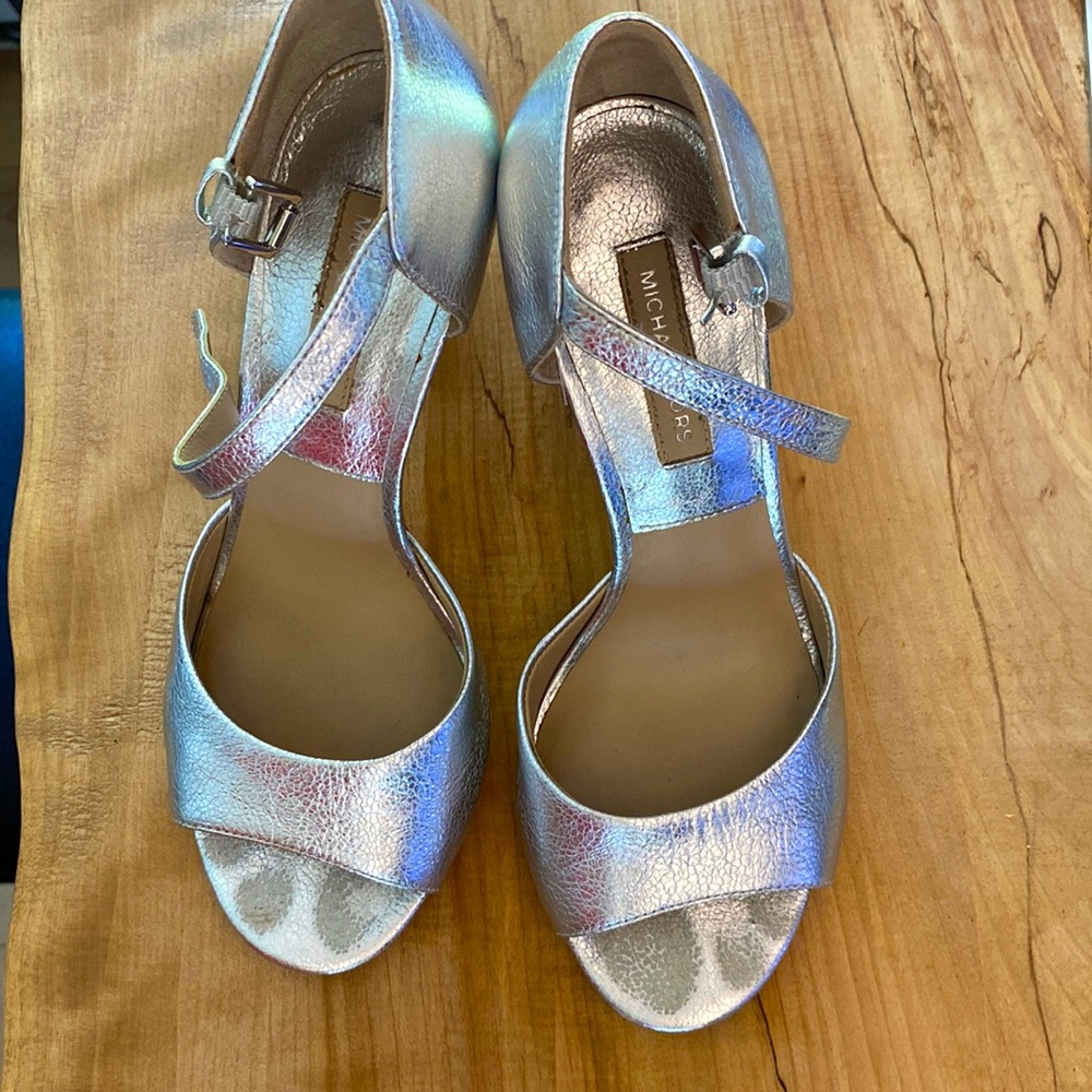 Silver Michael Kors Vero Couio High Heels -Size 37
